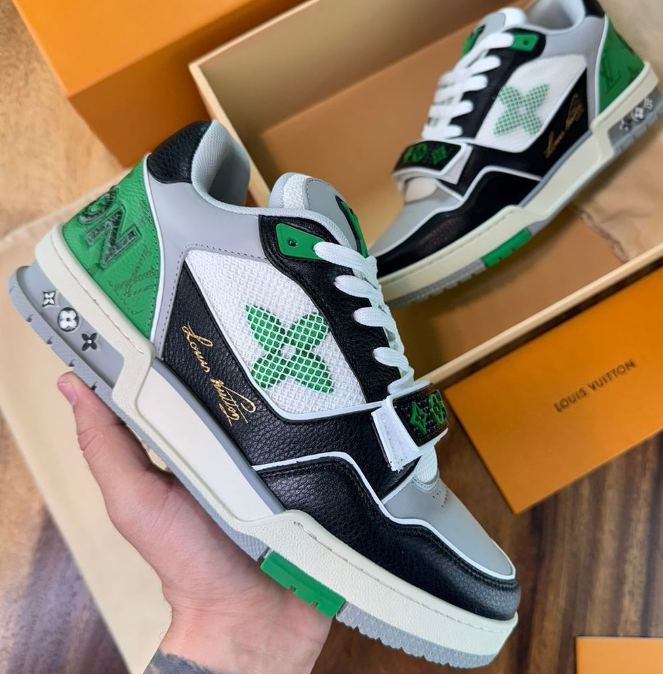Louis Vuitton Trainer Black Green review Iron