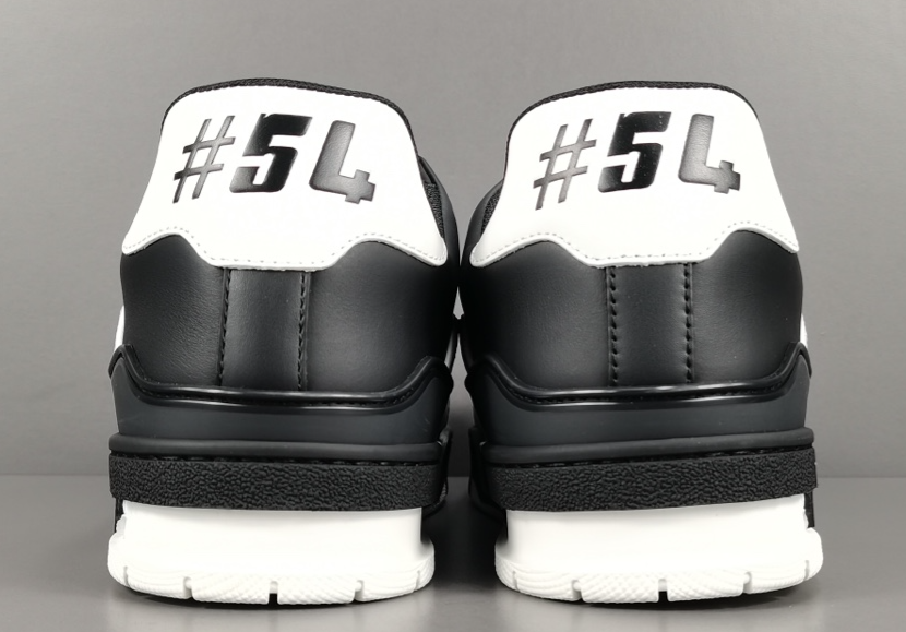 Louis Vuitton Trainer Black Gray White review Tim 02