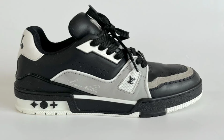 Louis Vuitton Trainer Black Gray White review Alen D 02