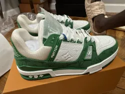 Louis Vuitton Trainer Green Cloth Surface review Mike  02