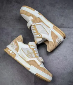Louis Vuitton Trainer Beige Cloth Cover review Mina  01