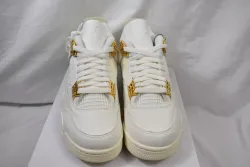 PB Batch Nike Air Jordan 4 WMNS "Sail" review David 01