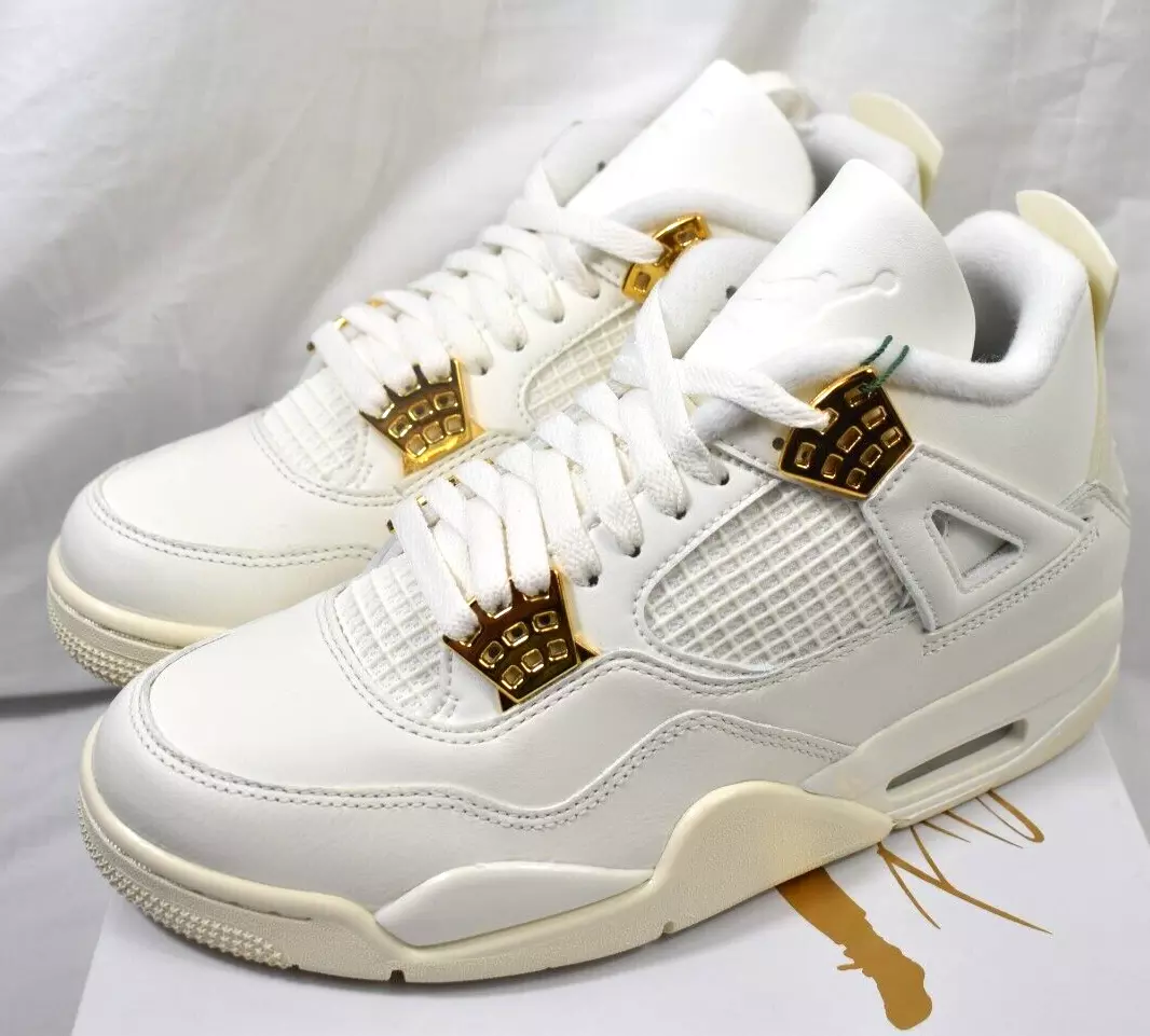 PB Batch Nike Air Jordan 4 WMNS "Sail" review David 02