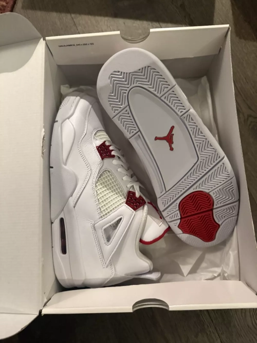 PB Batch Air Jordan 4 Retro “Metallic Red” review 