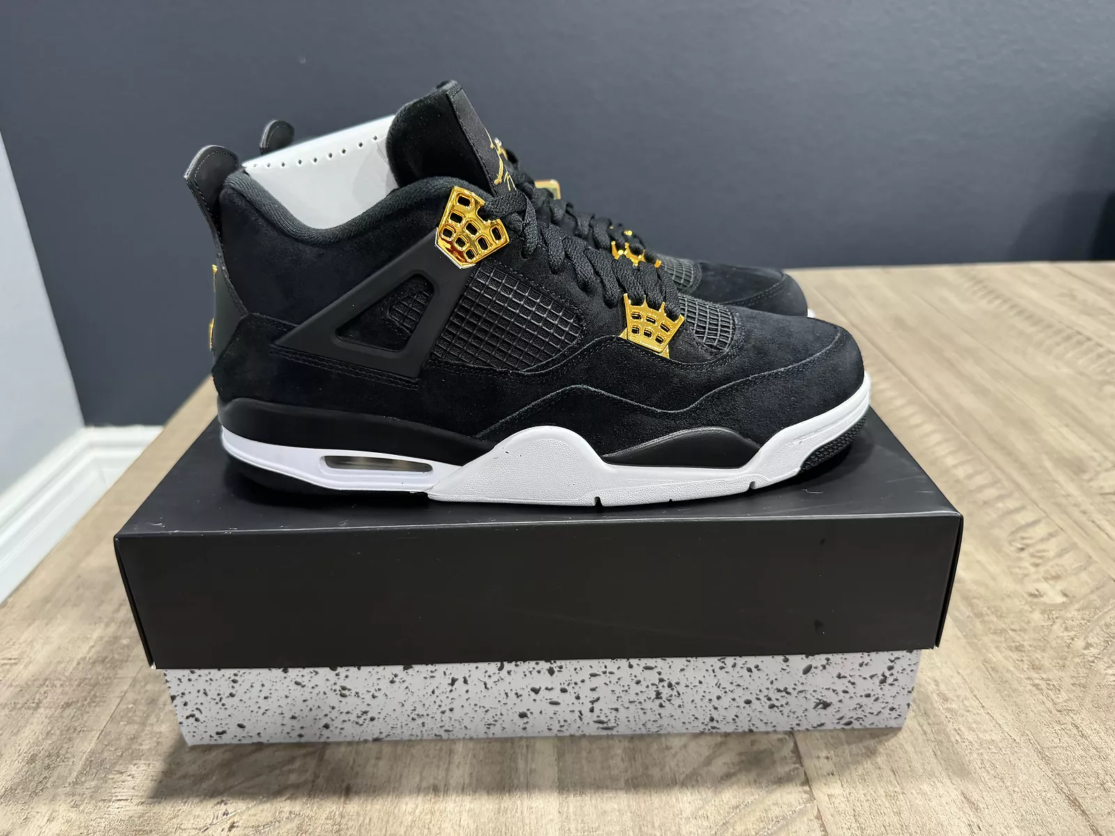 PB Bacth Air Jordan 4 Retro “Royalty” review Liee 03