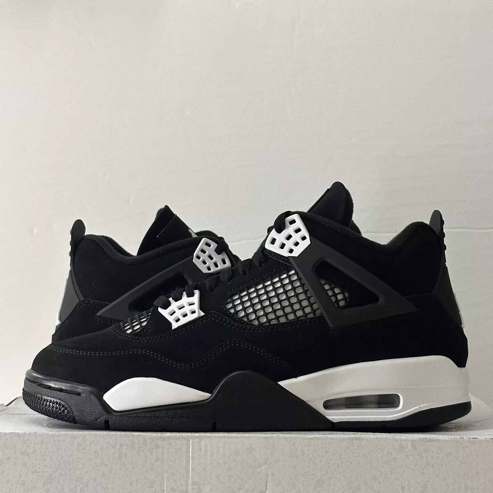 XH Batch Air Jordan 4 Retro “White Thunder” review 0
