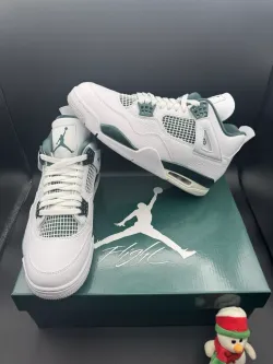 XP Batch Air Jordan 4 "Oxidized Green" review Frank 01