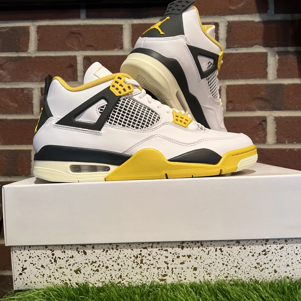 PB Bacth  AIR JORDAN 4 VIVID SULFUR review Jade 03