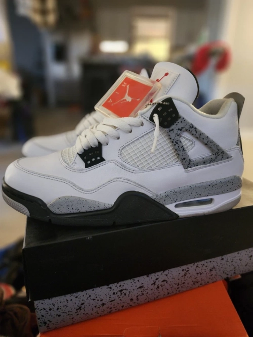 XH Air Jordan 4 Retro OG 'White Cement' review 
