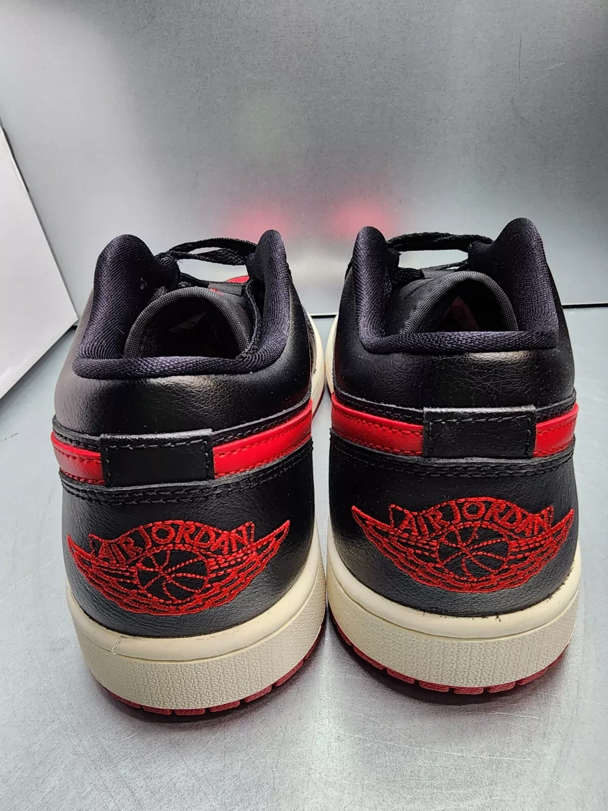 XH Air Jordan 1 Low Bred Sail review Tna 02