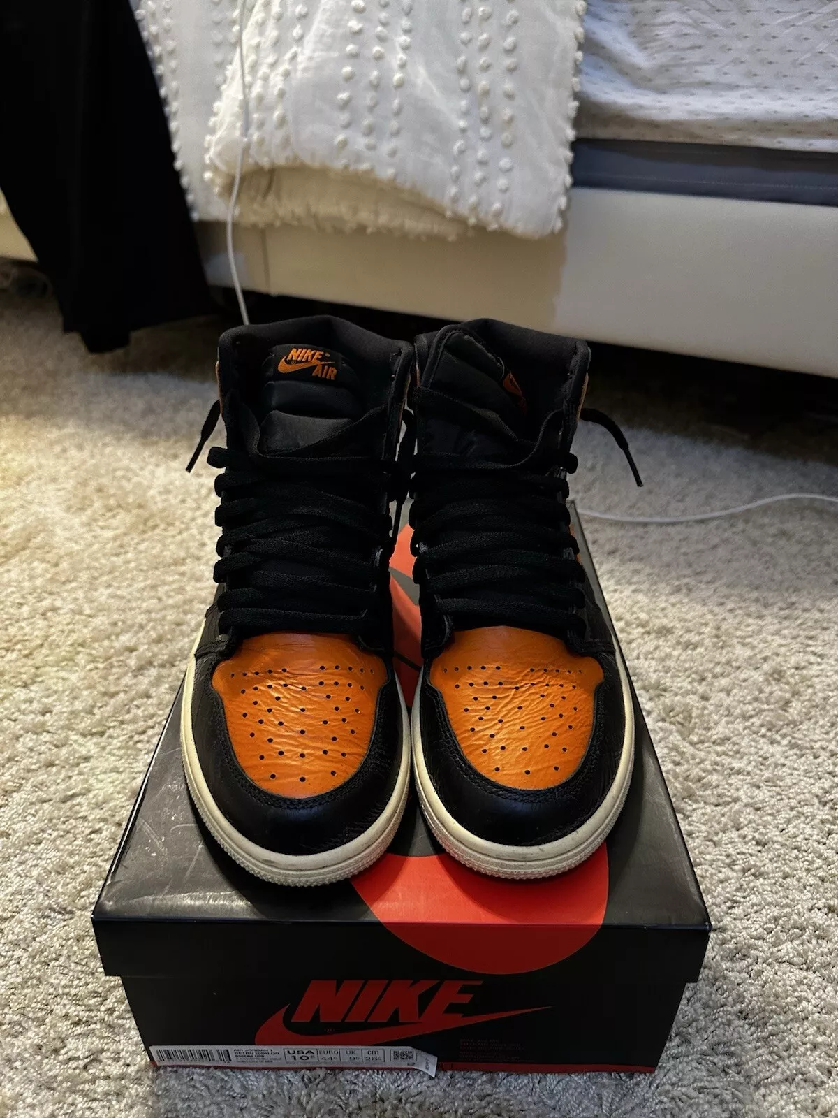 Air Jordan 1 Retro High OG “Shattered Backboard 3.0” review Mikcheal 02