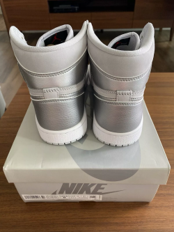 Air Jordan 1 High OG “Japan review Lion 02