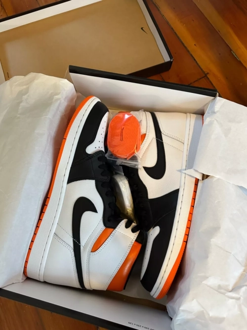 Q3 Air Jordan 1 High OG Electro Orange review 