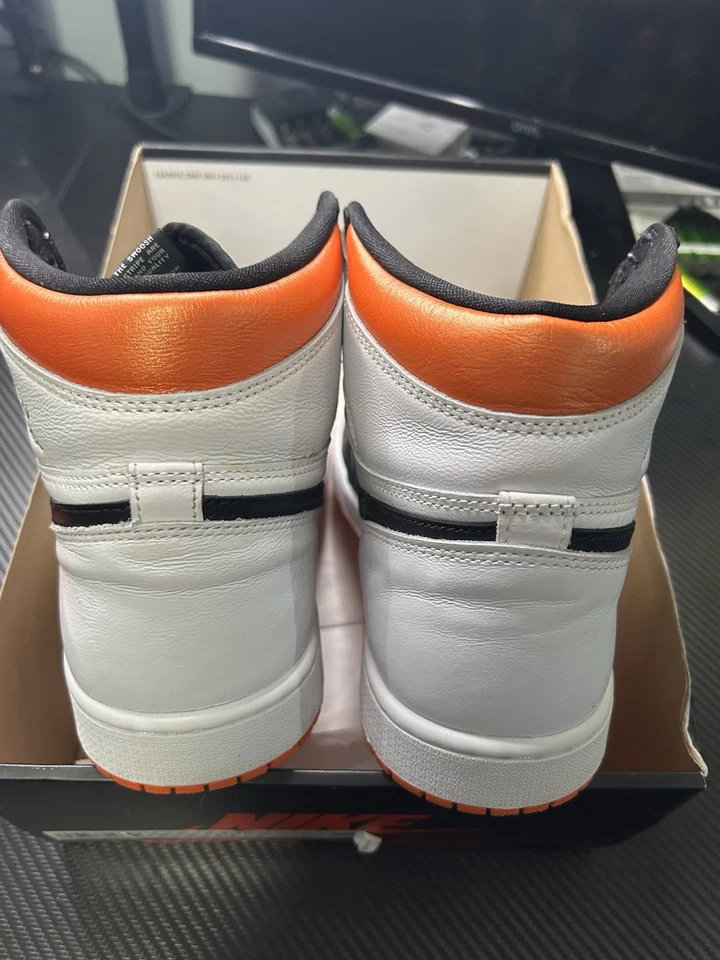 Q3 Air Jordan 1 High OG Electro Orange review TTTT 02