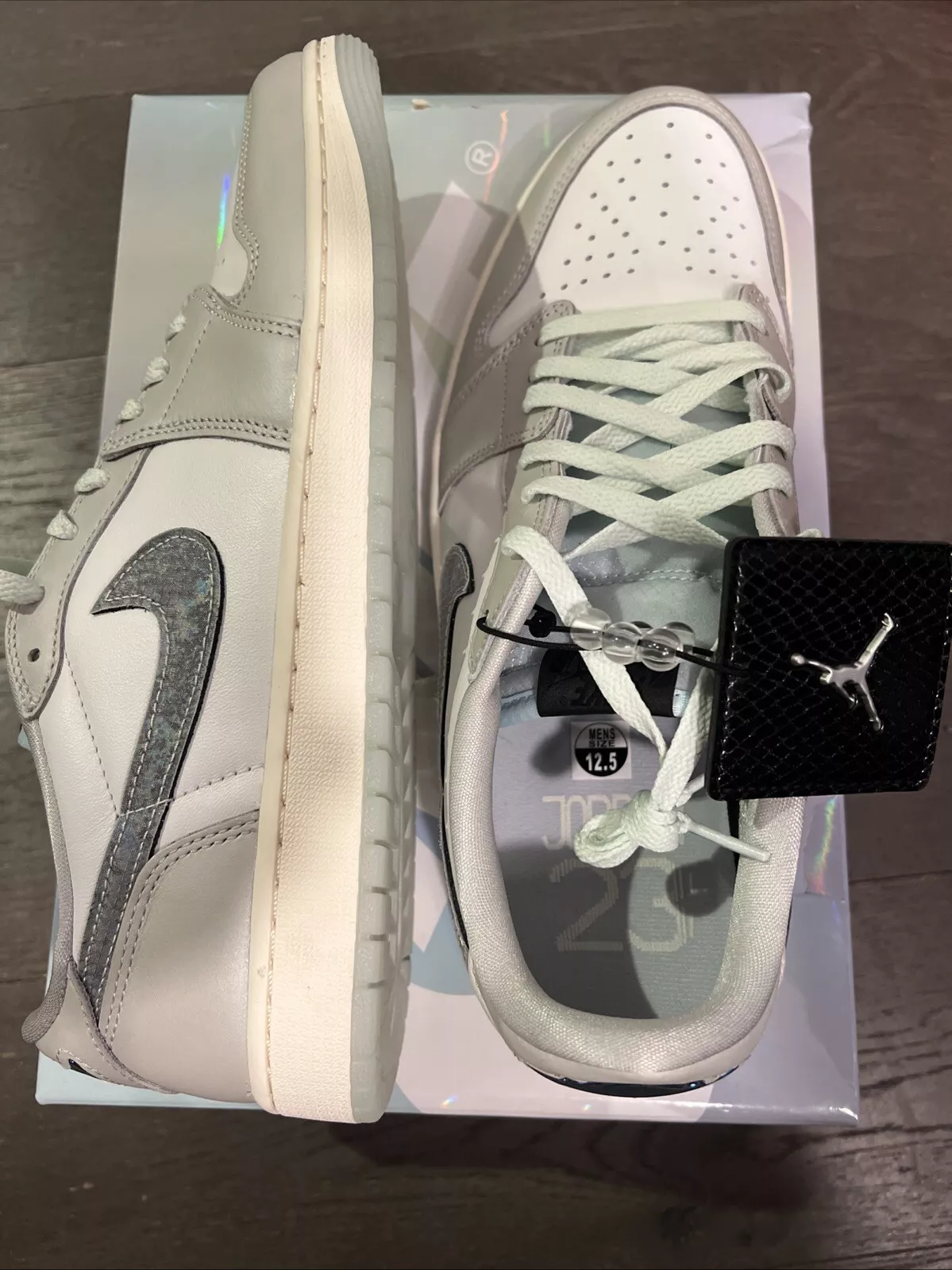 XH Air Jordan 1 Retro Low OG 'Year of the Snake' review Alan