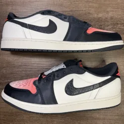 XH Paris Saint-Germain x Air Jordan 1 Retro Low OG 'Sail Pink Oxford' review TinaCCC 01
