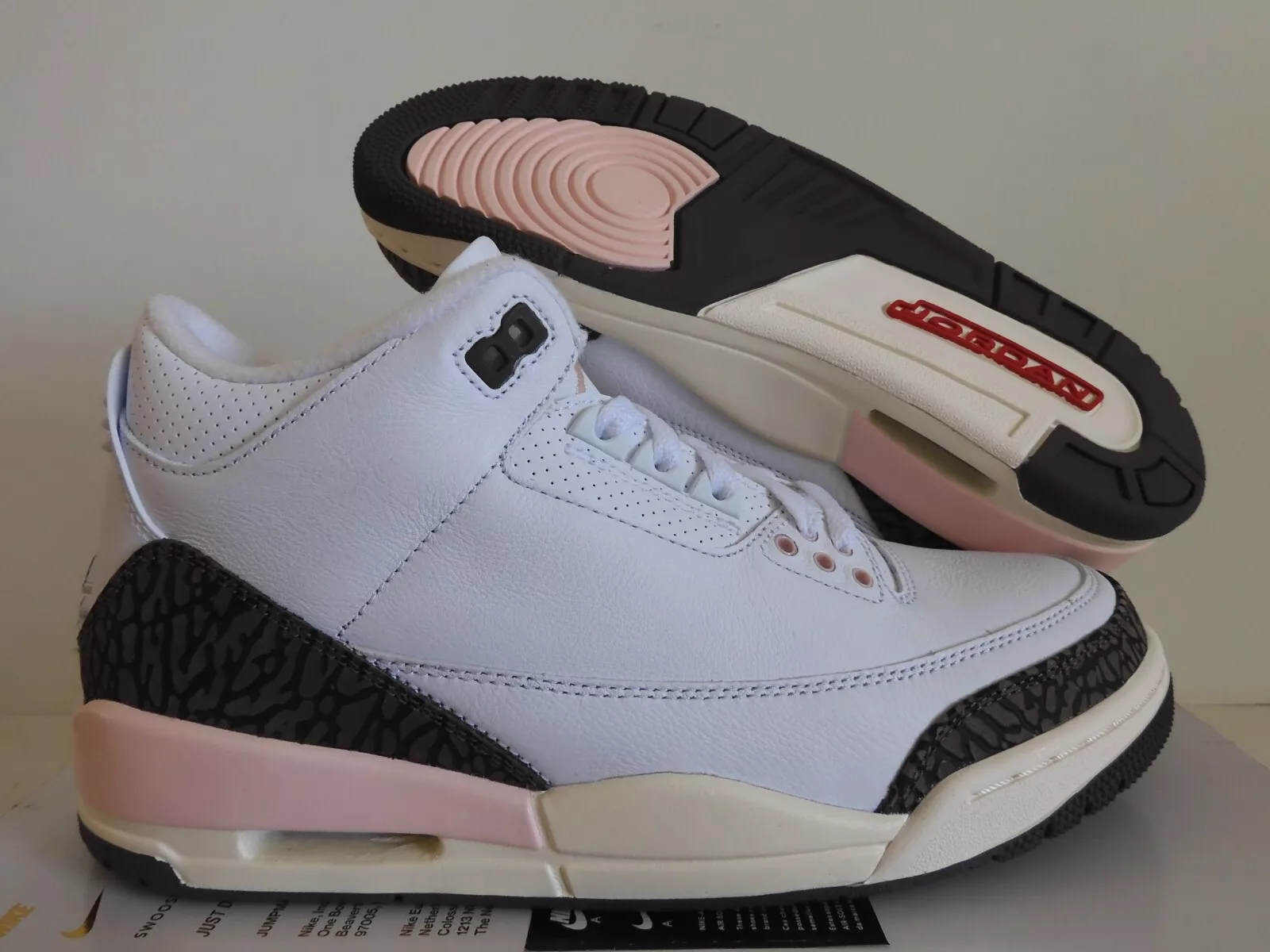 BS Air Jordan 3 Retro Dark Mocha review Uio 01