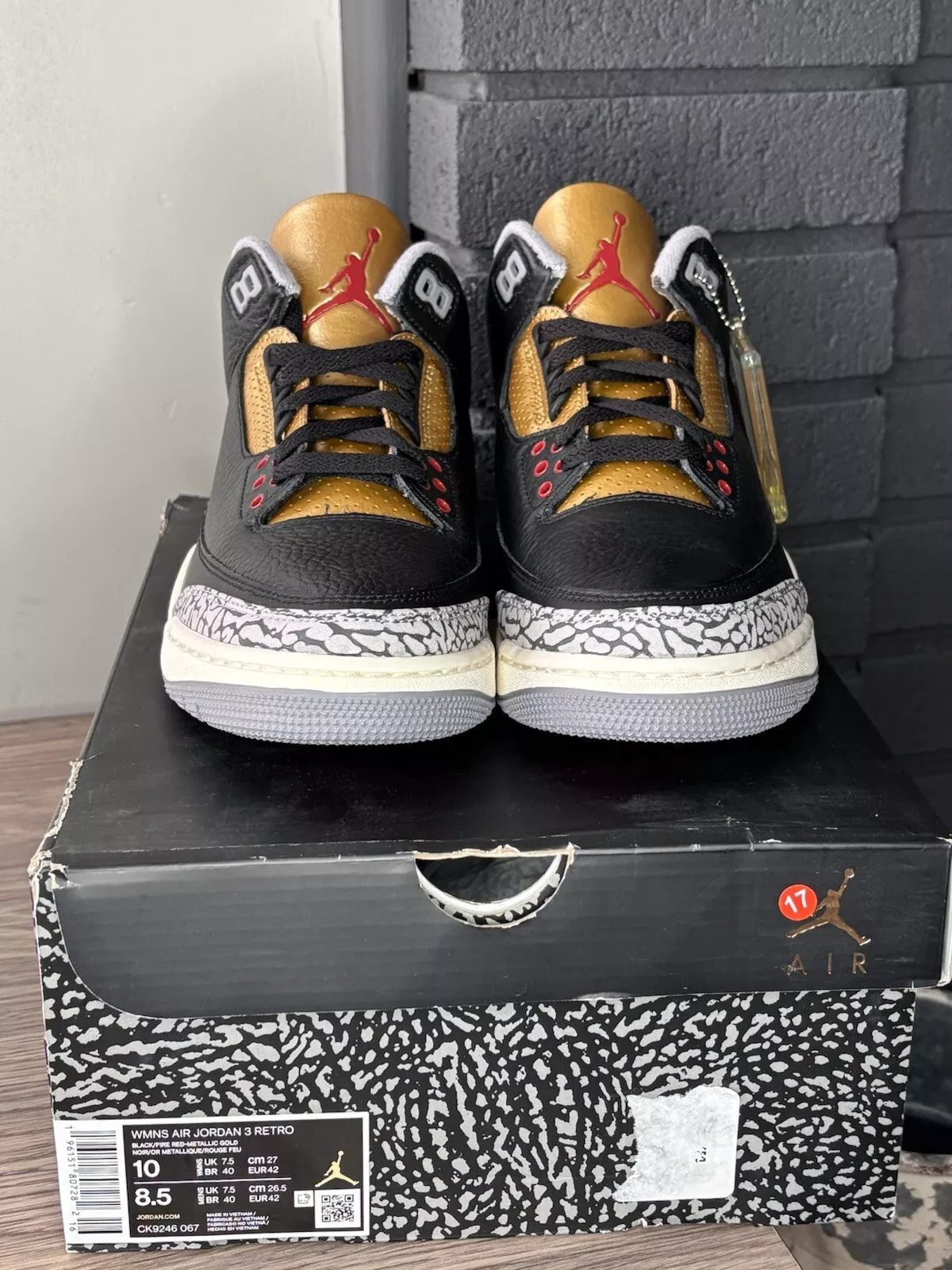PB Air Jordan 3 WMNS Black Gold review uRORO 02