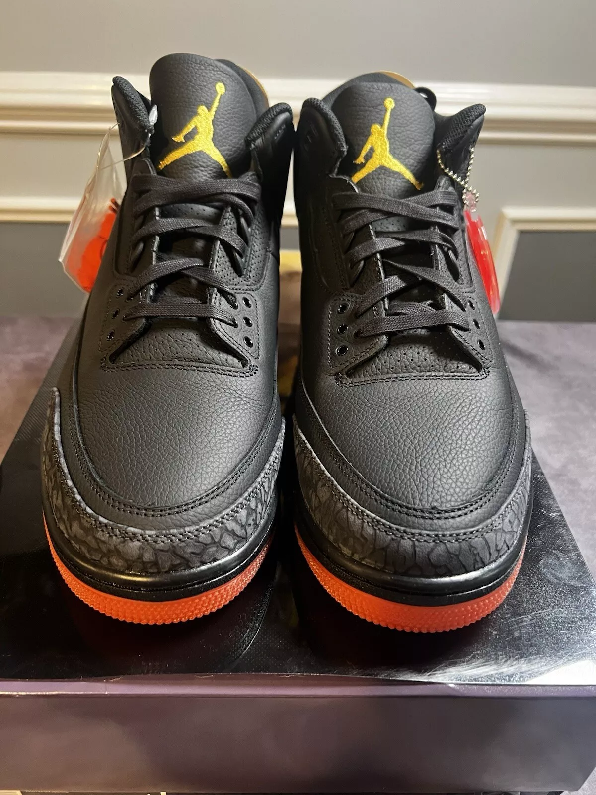 XH J Balvin x Air Jordan 3 “Rio” review 1