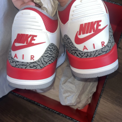 XH Air Jordan 3 OG “Fire Red” review Odel 01