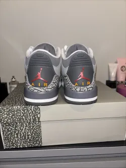 XH Air Jordan 3 RETRO "COOL GREY" review Teedy 