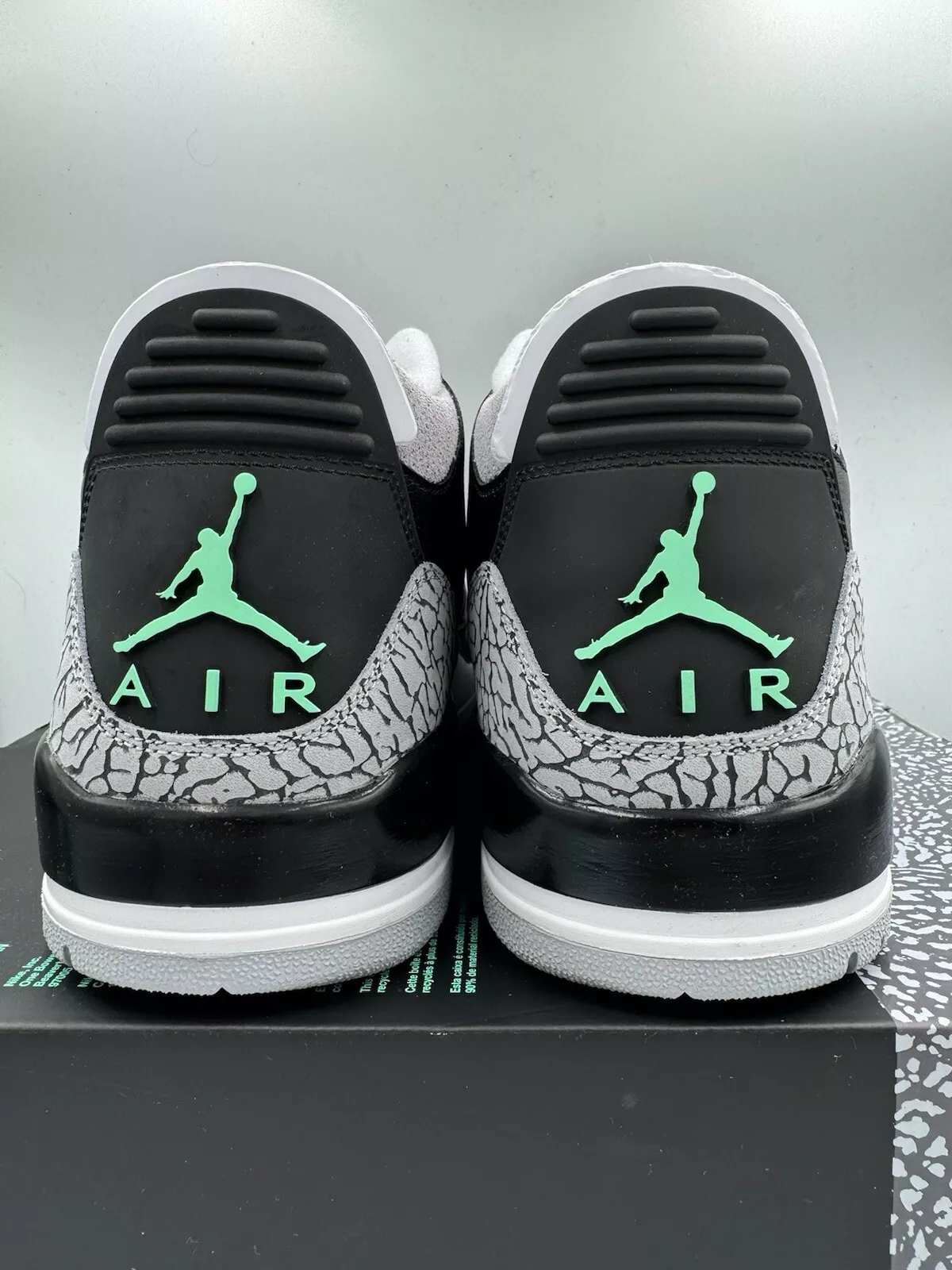 BS Air Jordan 3 "Black/Green Glow" review Jimmy 01