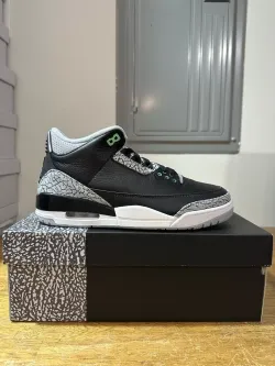 Air Jordan 3 Retro 'Green Glow' review Harey 02