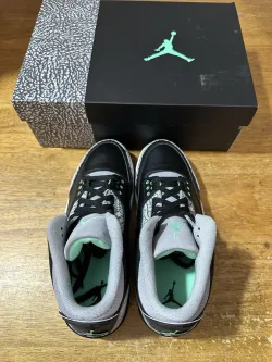 Air Jordan 3 Retro 'Green Glow' review Harey 03