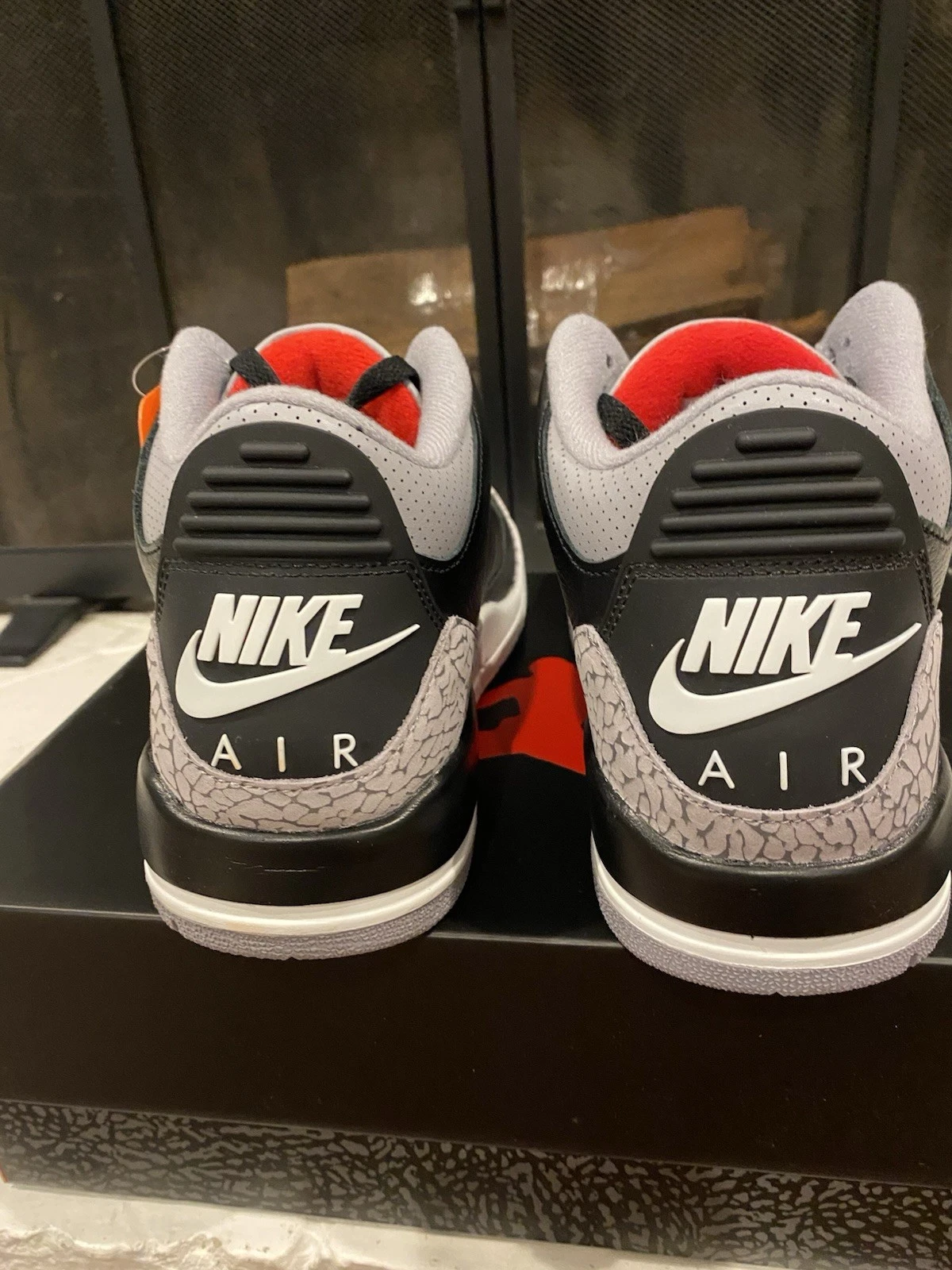 PK Air Jordan 3 Retro Black Cement review Milink 02
