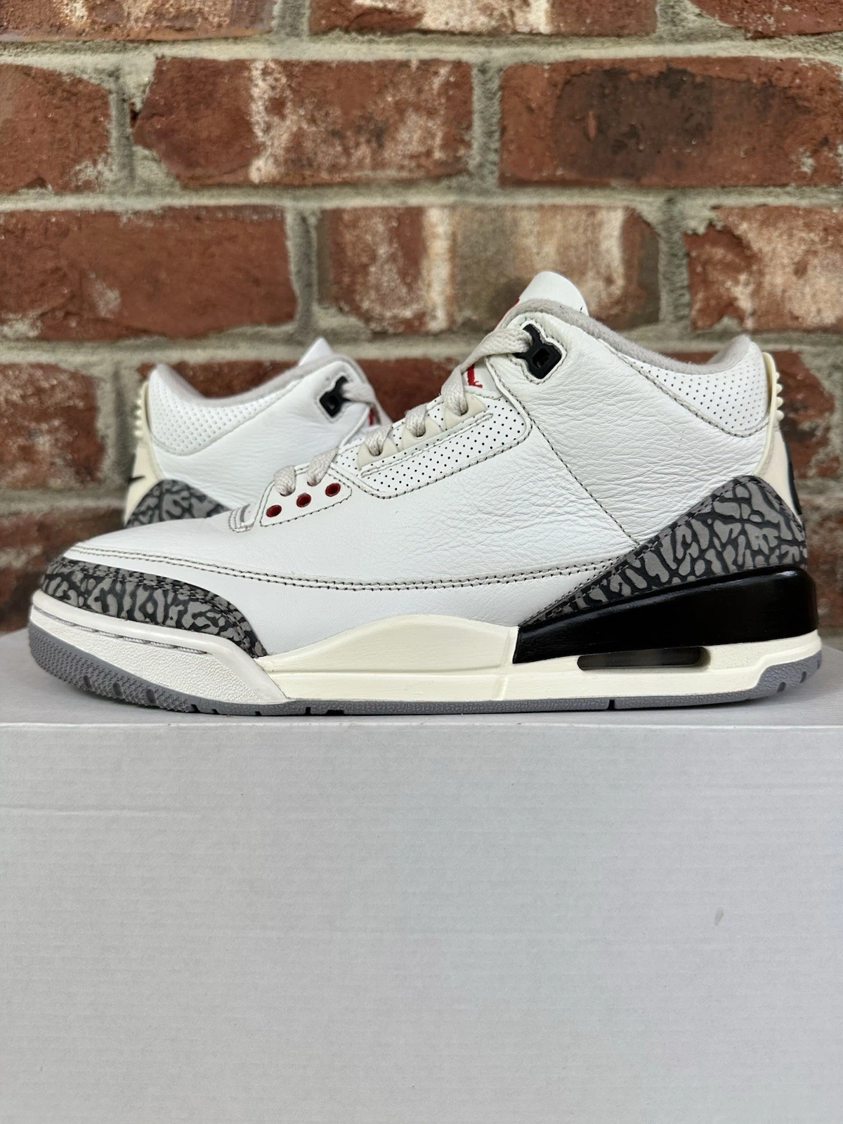 LS Air Jordan 3 “White Cement Reimagined  review Green 02