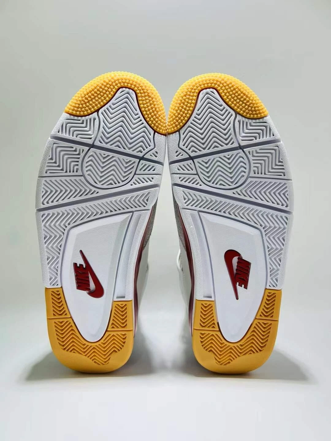 OG Batch Nike SB x Air Jordan 4 Retro SP 'Varsity Red' review Hiler 02