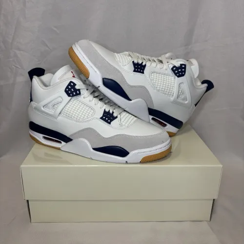 XH Nike SB x Air Jordan 4 Retro SP Navy review 