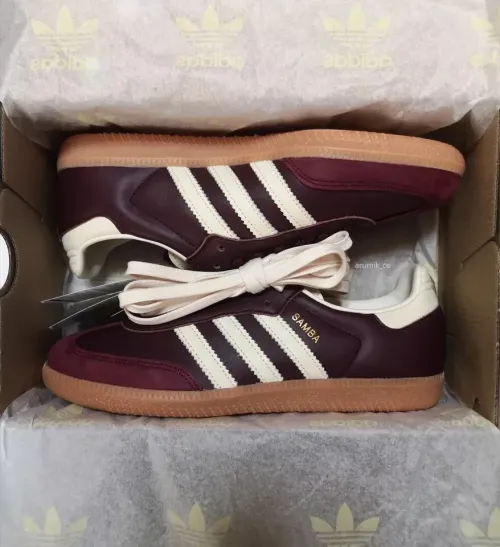 Originals Samba OG 'Maroon' review 