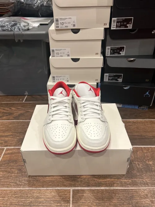 Q3 Air Jordan 1 Low 'Ruby' review 