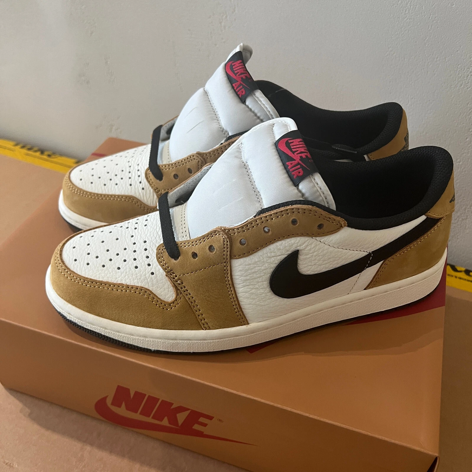XH Air Jordan 1 Retro Low OG Rookie of the Year review Ure 02
