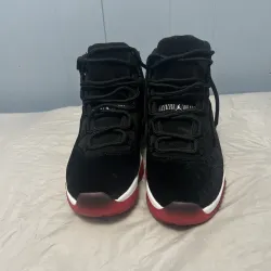 XH Air Jordan 11 Retro 'Bred Velvet' review Kate