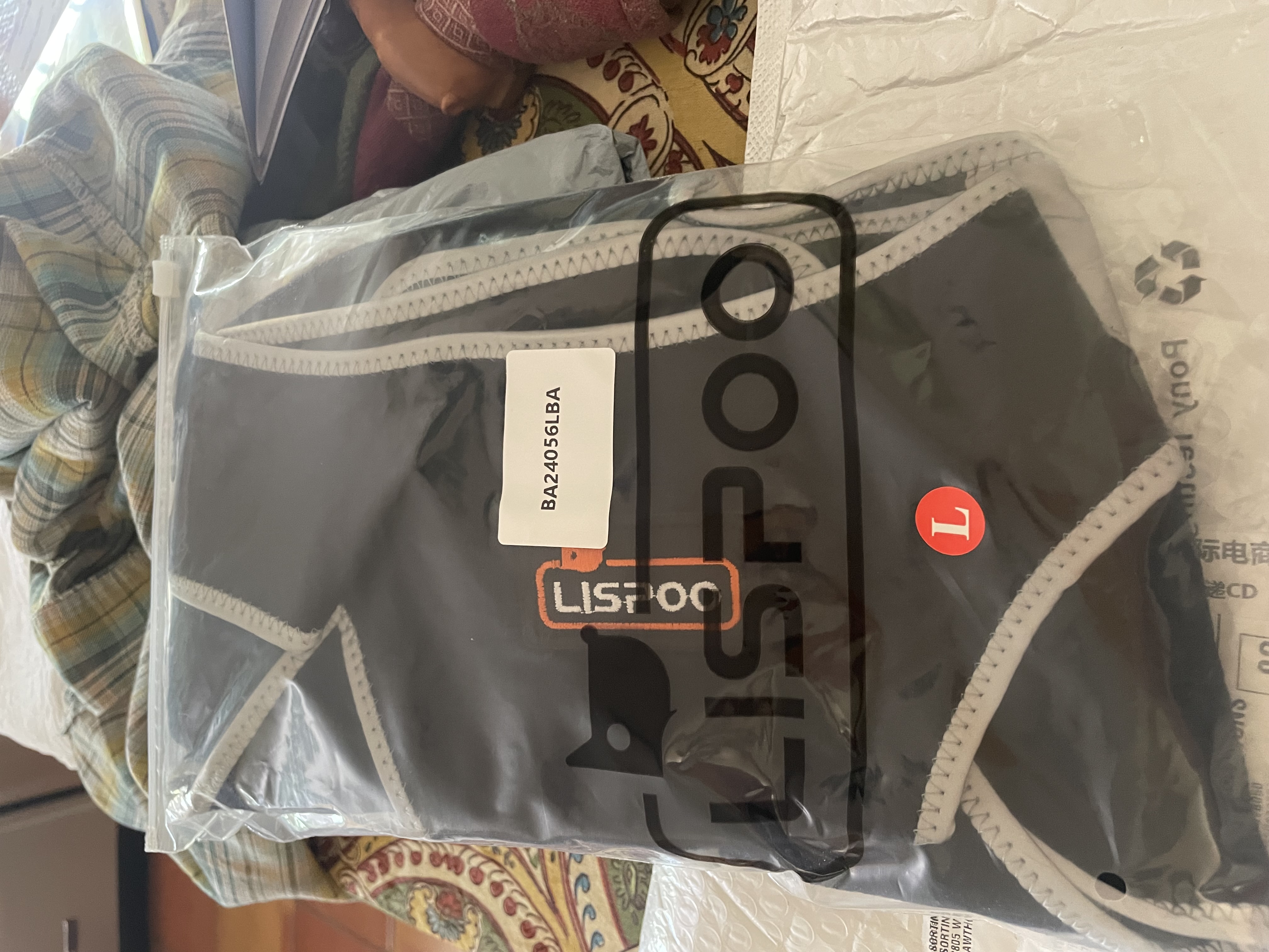 Dog Double Rear Leg Sleeves for Prevent Licking with Reflective Straps review Constance 01