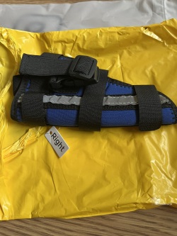 Chihuahua Leg Brace with Reflective Metal Support review Cara 01