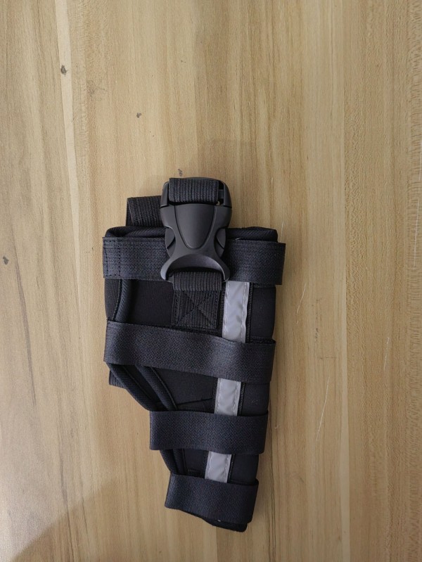 Hinged Dog Leg Brace review 1