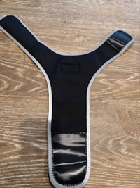 Licking Sleeve for Dogs Hind Leg review 1