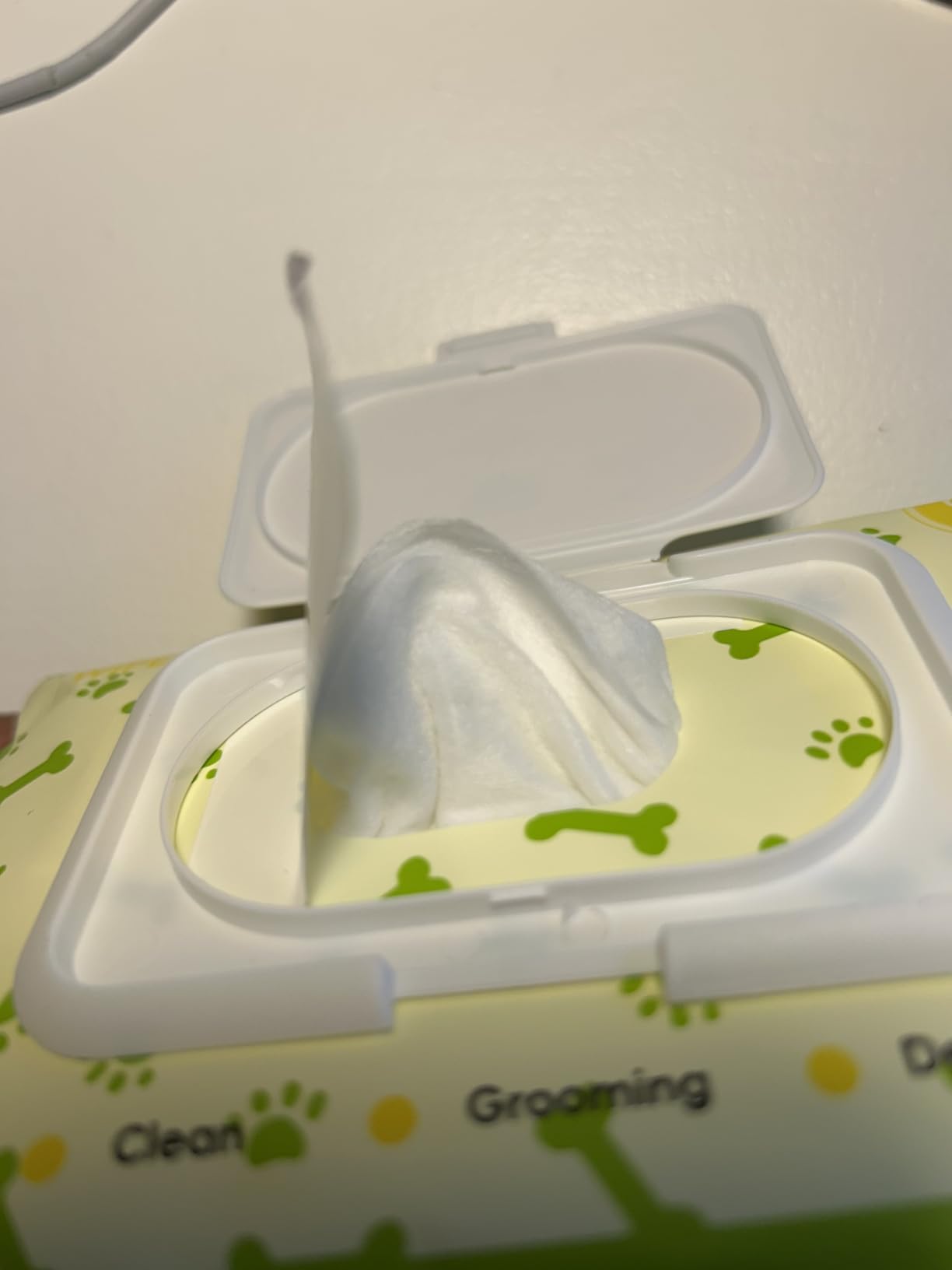 Gentle and Safe Pet Wipes for Cats and Dogs review Bradley Pearson