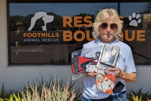 Customer Debra Staufenberger | Donation From LOVEPLUSPET  