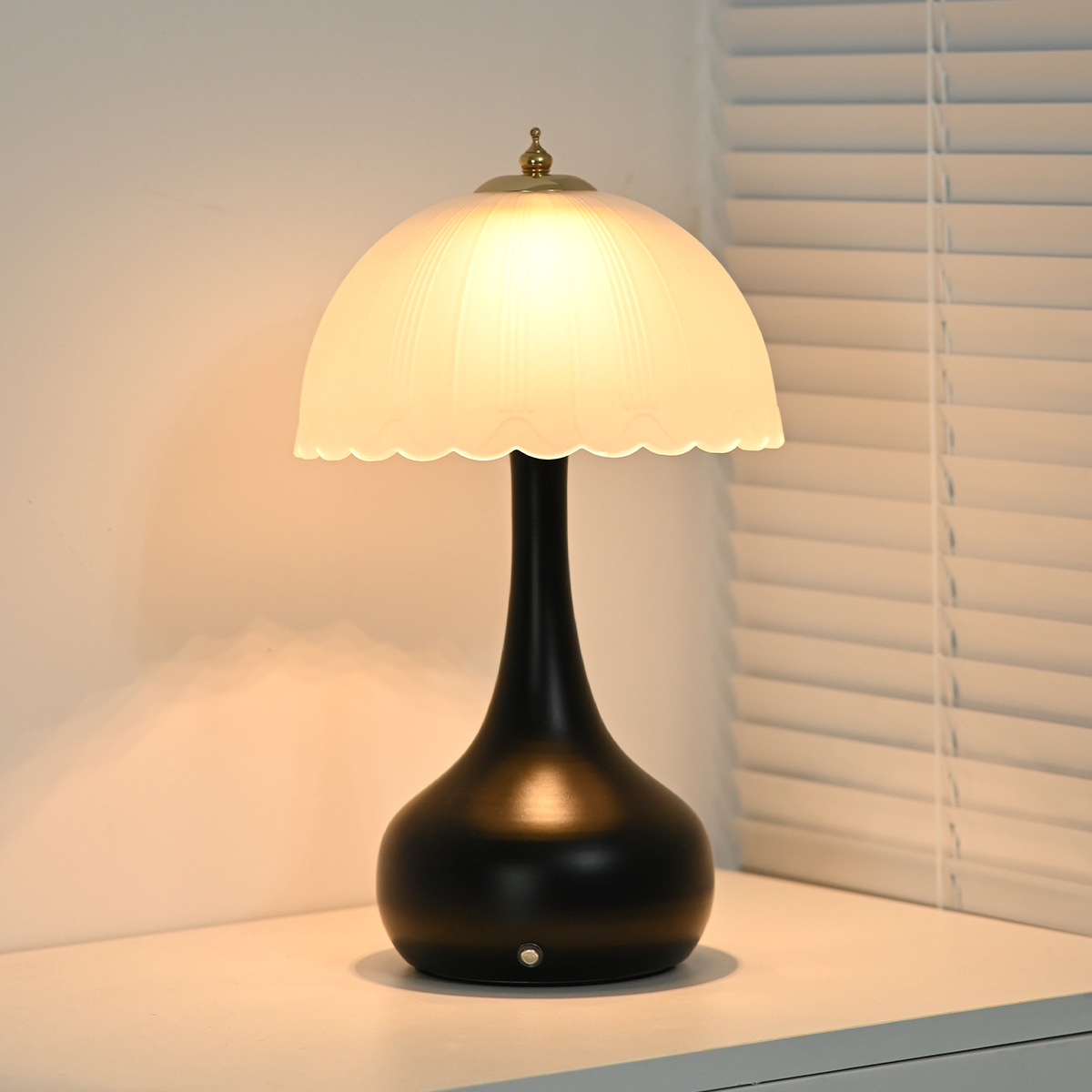 Getglow Luxury-feel Bedroom Gourd-Shaped Decorative Table Lamp