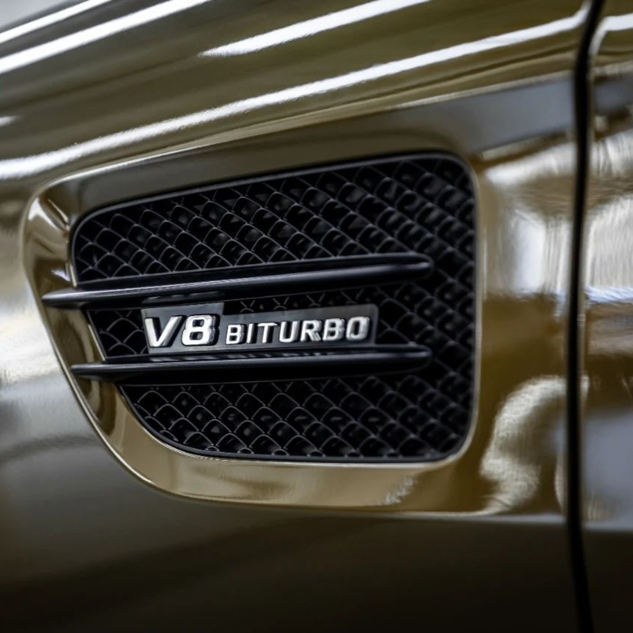 Gloss Metallic Midnight Gold Car Vinyl Wrap