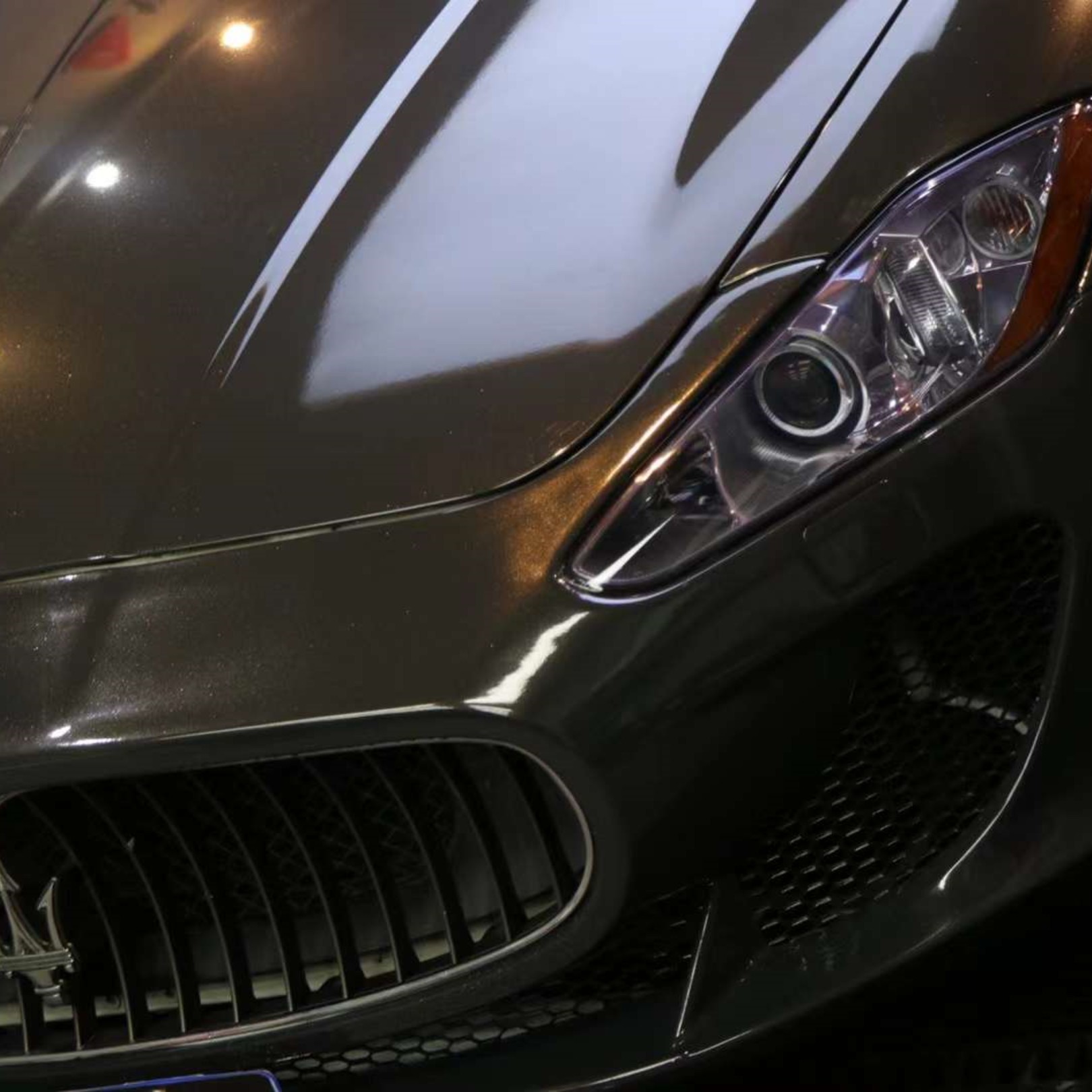 Gloss Metallic Graphite Gray Car Vinyl Wrap