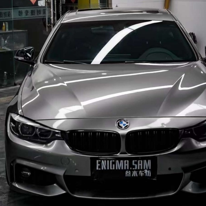 Gloss Metallic Liquid Chrome Silver Car Wrap