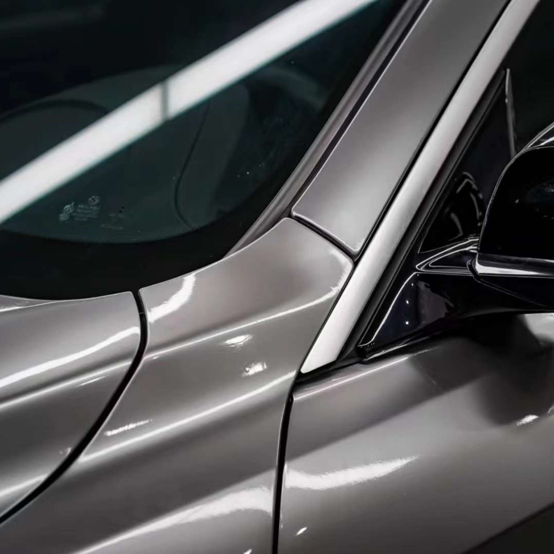 Gloss Metallic Liquid Chrome Silver Car Vinyl Wrap