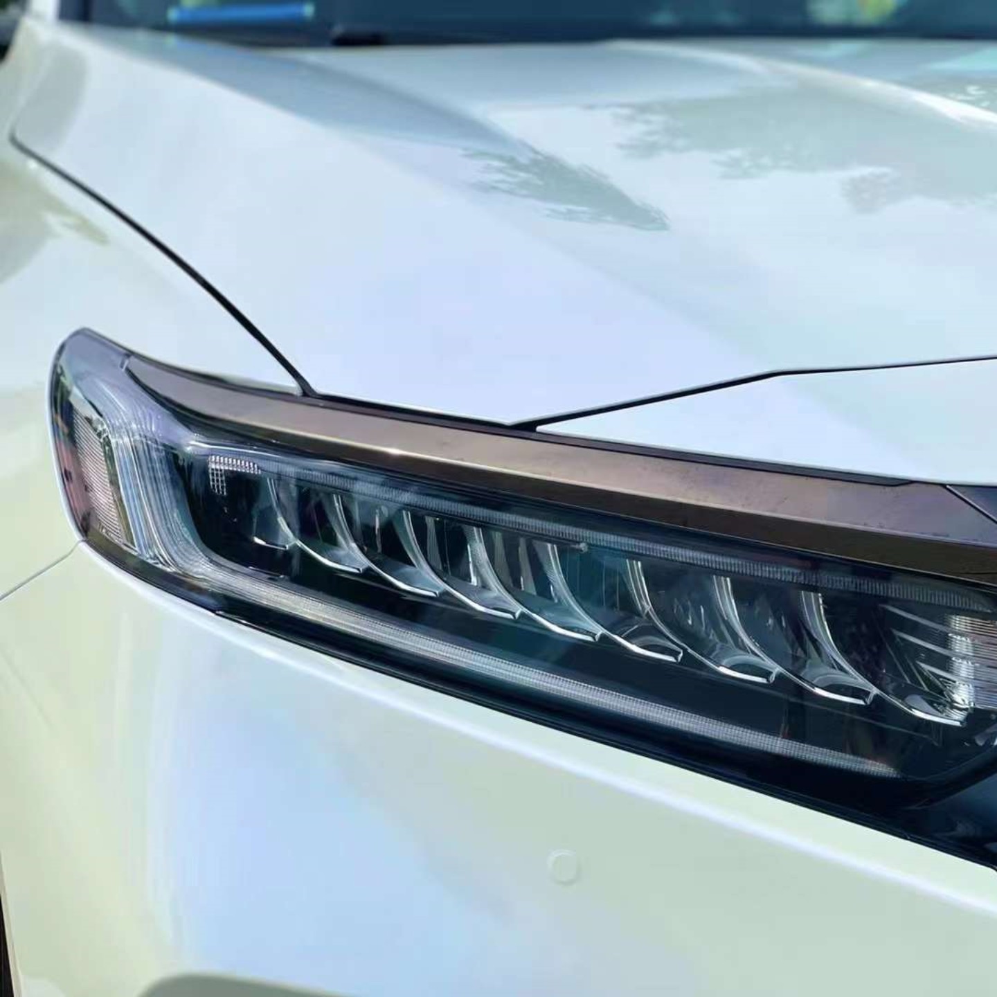 Gloss White Blue Car Vinyl Wrap