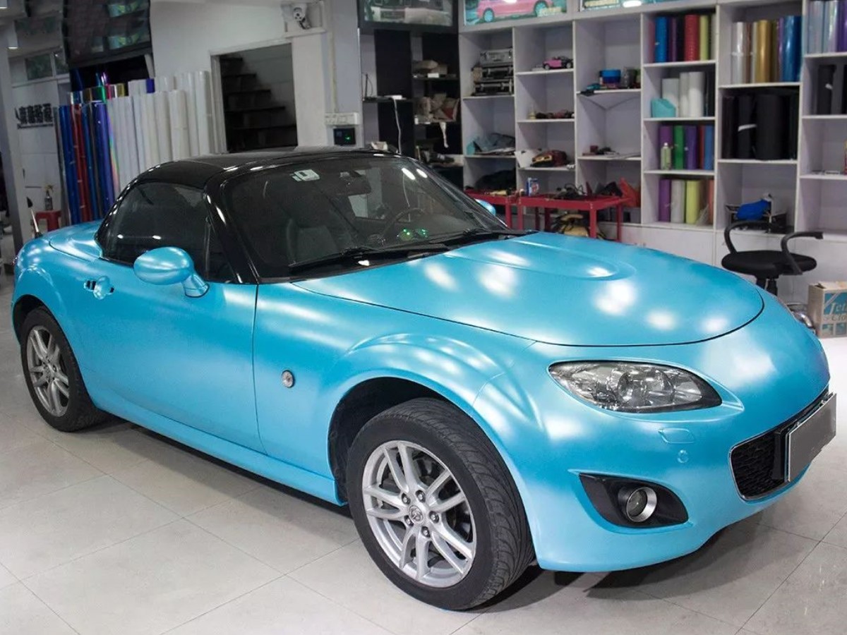 Matte Metallic Sky Blue Car Vinyl Wrap
