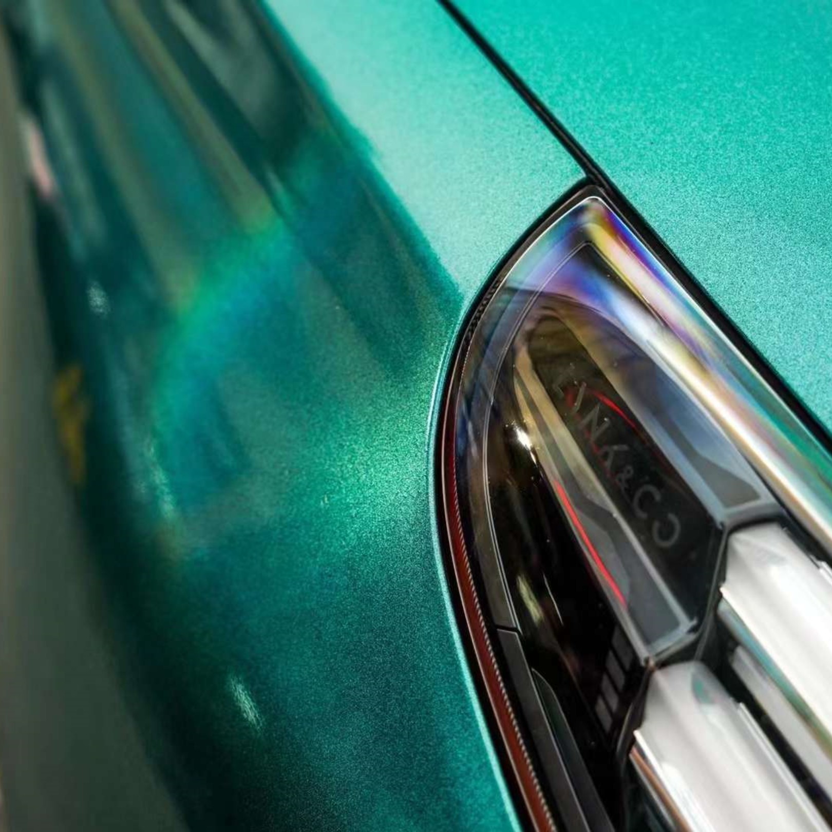 Rainbow Holographic Green Car Vinyl Wrap